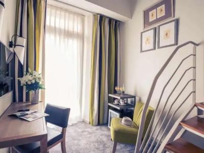 Mercure Marché Aux Fleurs - 2