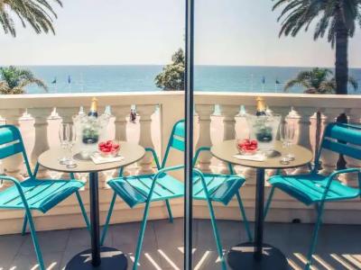 Mercure Marché Aux Fleurs - 22