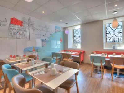 Mercure Marché Aux Fleurs - 32