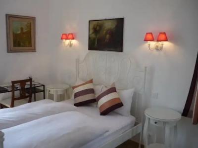 Logis Hôtel Villa Victorine - 55