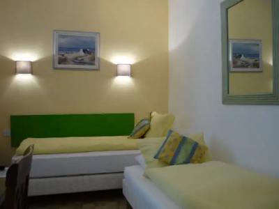 Logis Hôtel Villa Victorine - 2