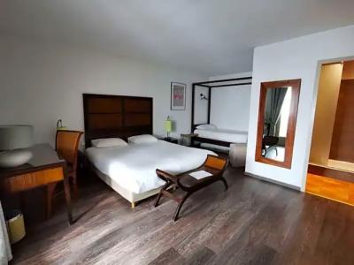 Best Western L'Orangerie - 31