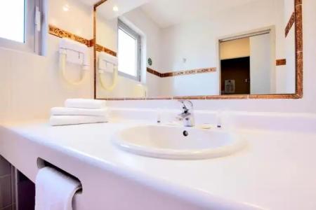 Kyriad Nimes Centre - 29