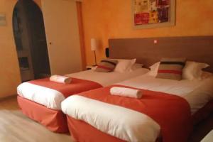 Hotel Cote Patio, Nimes