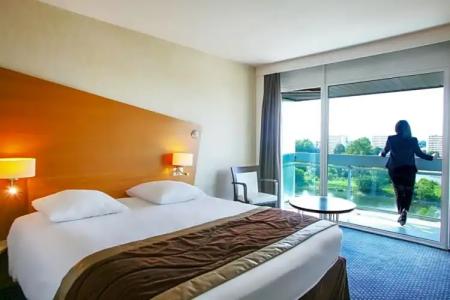 Mercure Orleans Centre Bords de Loire - 71