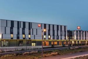 ibis Paris Coeur d'Orly Airport Hotel, Orly
