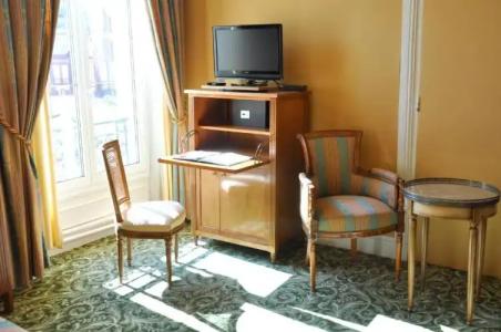 Grand Hôtel Des Templiers, Piscine & Spa - 60