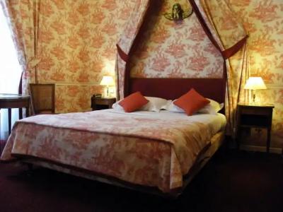 Grand Hôtel Des Templiers, Piscine & Spa - 4