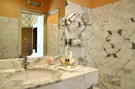 Grand Hôtel Des Templiers, Piscine & Spa - 35