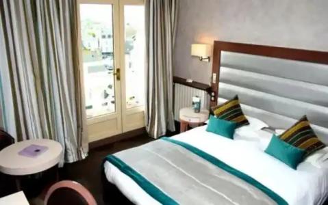 Grand Hôtel Des Thermes - 53
