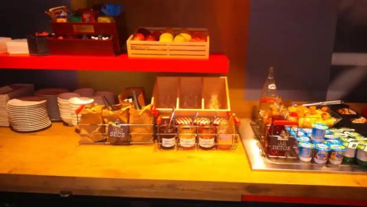 ibis Saint-Malo Madeleine - 33