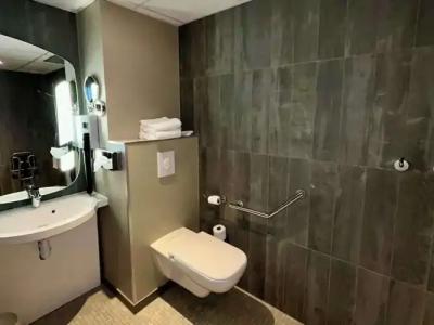 ibis Saint-Malo Madeleine - 63