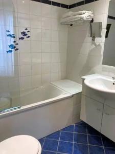 Mercure St Malo Front de Mer - 69