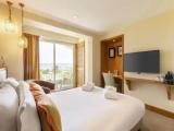 Superior Double room with partial sea view