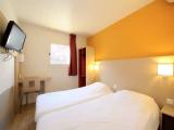 Standard with shower Double room