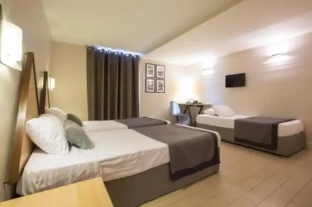 Hôtel Amirauté - 27