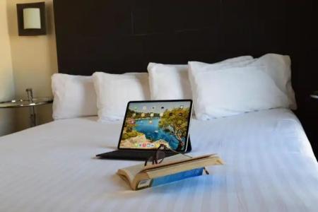 Hôtel Amirauté - 49