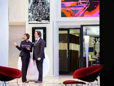 FirstName Toulouse - 28