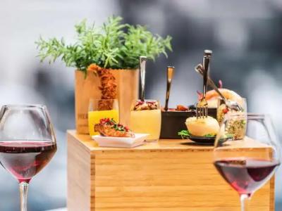 Novotel Toulouse Centre Wilson - 11