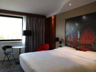 Mercure Toulouse Centre Compans - 73