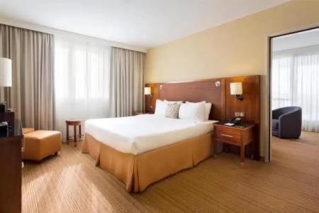 Courtyard by Marriott Toulouse Airport - 64