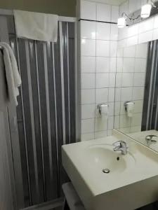 Hôtel Du Manoir - 22