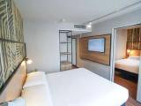 Standard Quadruple Suite