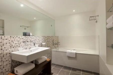 Château Belmont Tours by The Crest Collection - 8