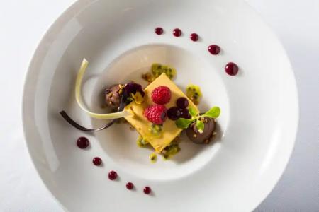 Château Belmont Tours by The Crest Collection - 11