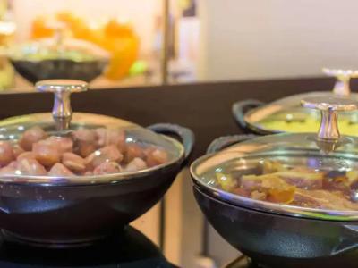 Mercure Tours Centre Gare et Congrès - 13