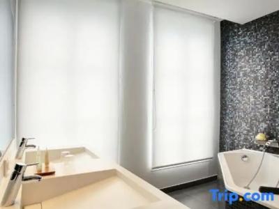 Best Western Premier de La Poste & Spa - 65