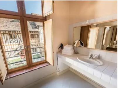 La Maison de Rhodes Hôtel & Spa - 78