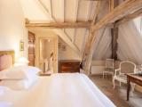 Grand room