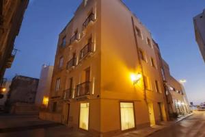 Hotel In, Trapani