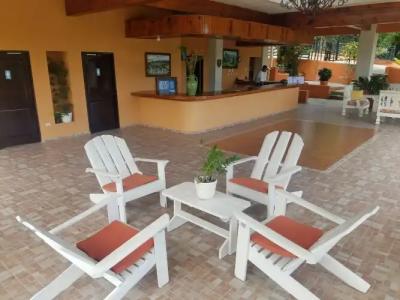 Jarabacoa River Club & Resort - 9