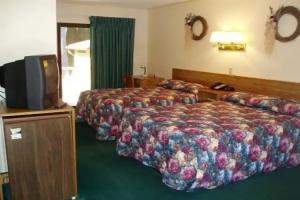 Tall Pines Motel, Lake George