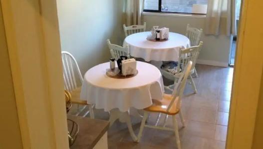 Departure Bay Motel - 20