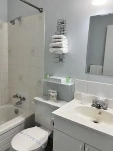 Departure Bay Motel - 27