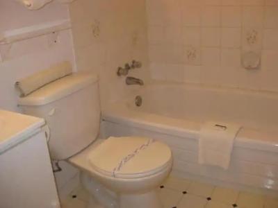 Departure Bay Motel - 35