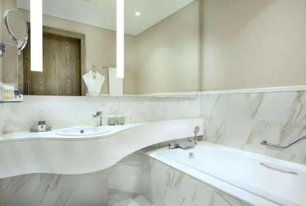DoubleTree by Hilton Doha Old Town - 10