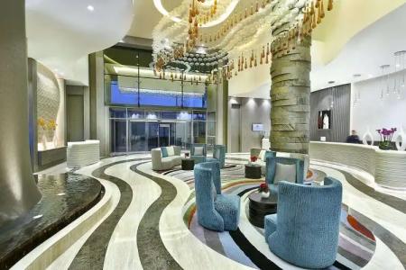 DoubleTree by Hilton Doha Old Town - 18