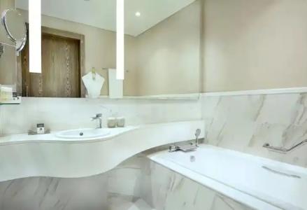 DoubleTree by Hilton Doha Old Town - 42
