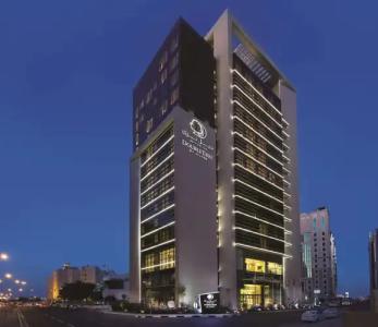 DoubleTree by Hilton Doha Old Town - 1