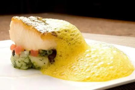 DoubleTree by Hilton Doha Old Town - 14