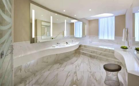 DoubleTree by Hilton Doha Old Town - 16