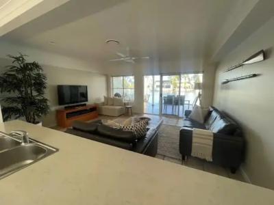 Noosa Entrance Waterfront Resort - 103