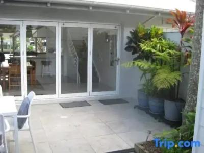 Noosa Entrance Waterfront Resort - 287