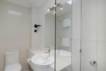 Noosa Entrance Waterfront Resort - 172