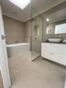 Noosa Entrance Waterfront Resort - 121