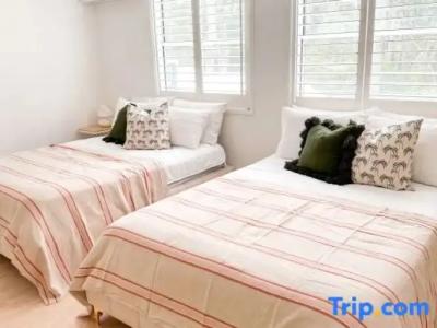 Noosa Entrance Waterfront Resort - 53